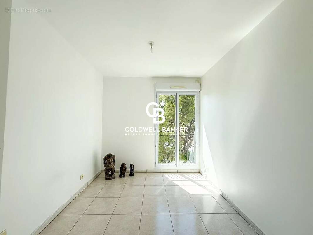 Appartement T4 et Garage, résidence de standing avec piscine proche centre ville - 83400 Hyères - photo 15