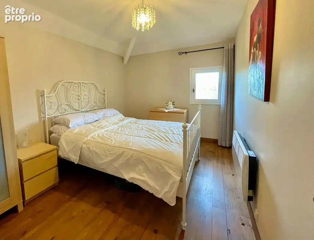 LOT-proche PUY L'EVEQUE  (130m2), Une maison en pierre rénovée offrant une vue panoramique, un terrain de 1,79 hectare, une pisc - photo 12