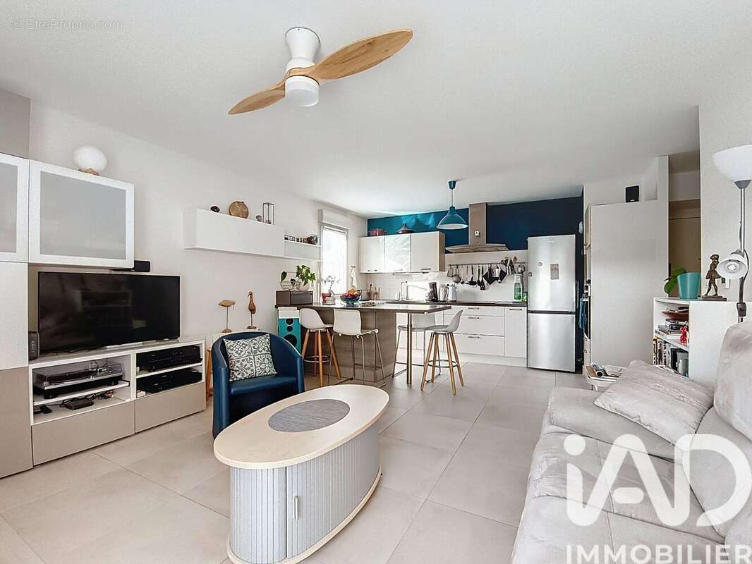 Photo 2 - Appartement à MEYZIEU