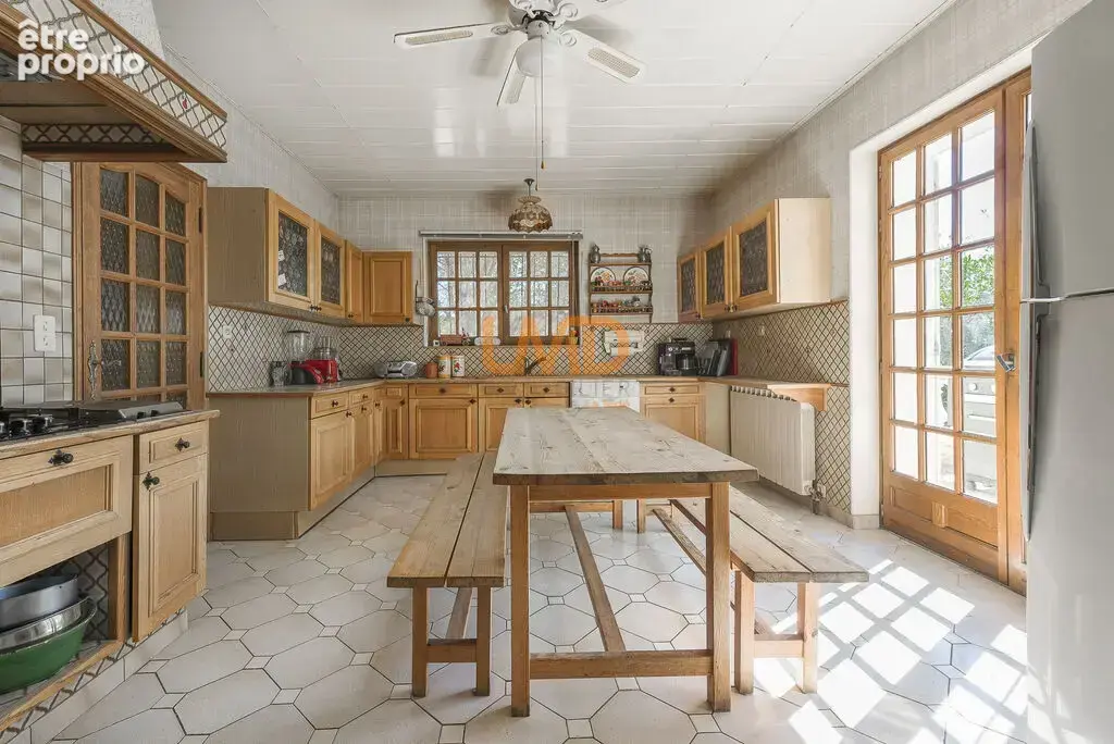 Maison familiale avec piscine sur 3900m2  plein sud - photo 10