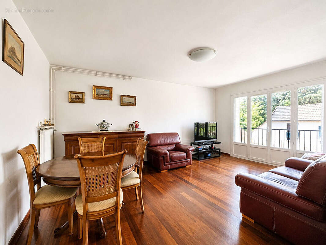 Maison  4 pièce(s) - photo 2