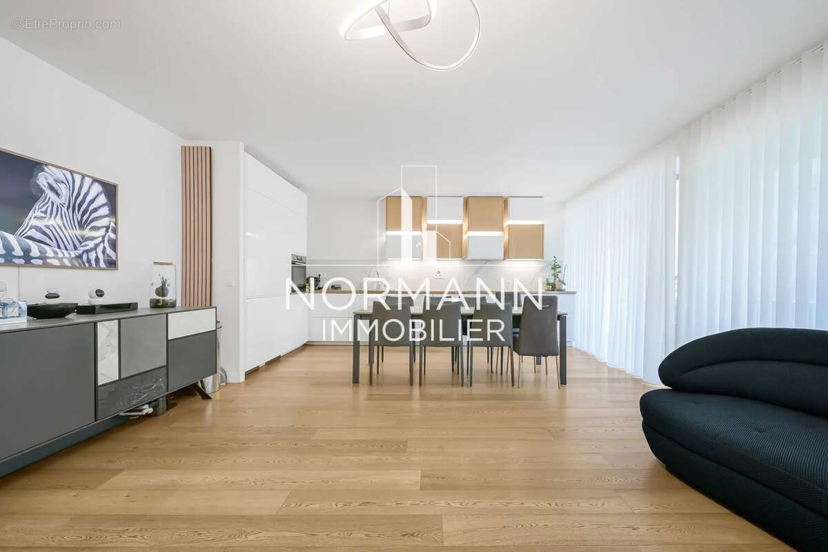 Appartement à LEVALLOIS-PERRET