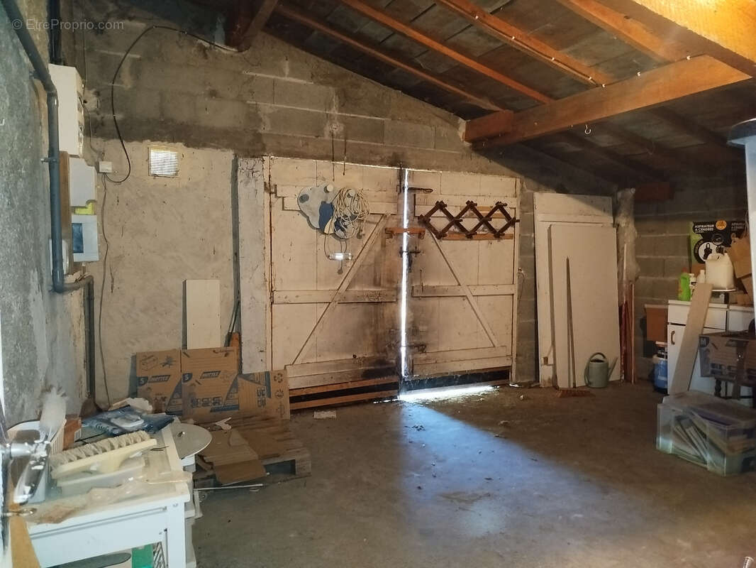 Maison à MASSUGAS