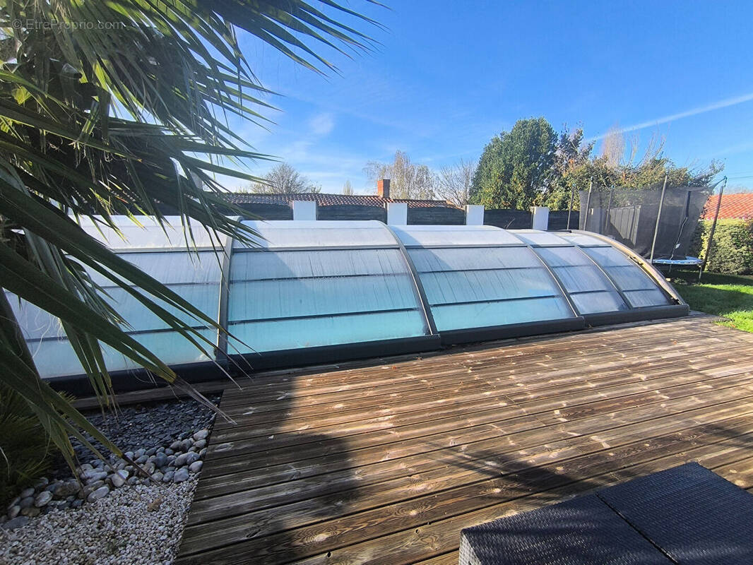 Maison à COMMEQUIERS