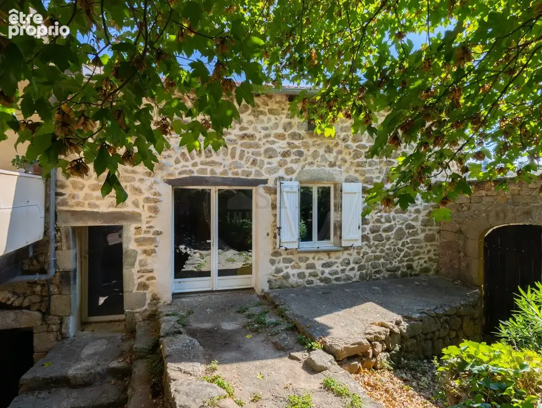 Maison 7 pièces 205 m² à vendre à Chazeaux (07110) - photo 3