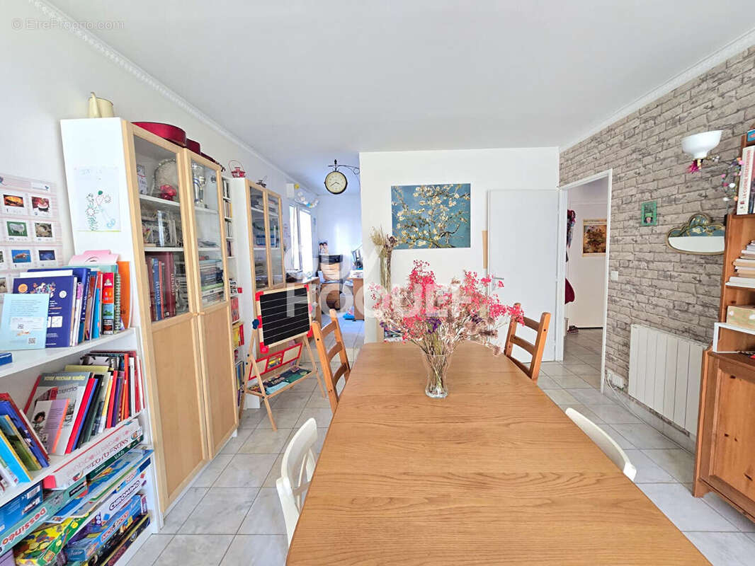 Appartement à CACHAN