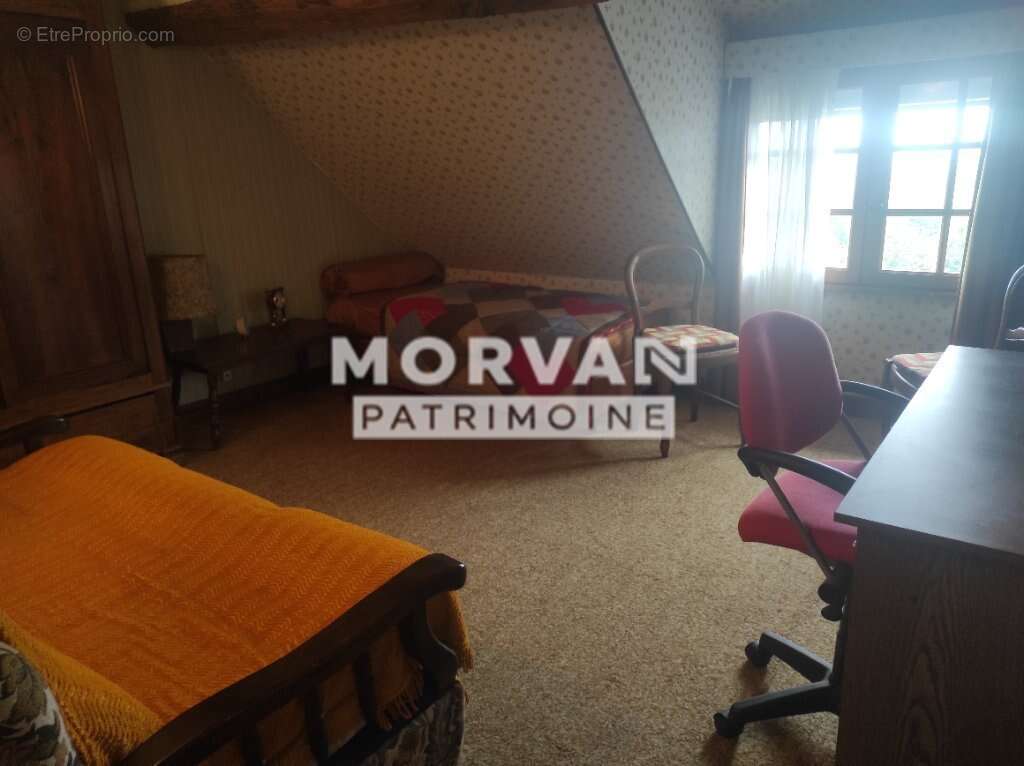 Maison à CHATEAU-CHINON(VILLE)