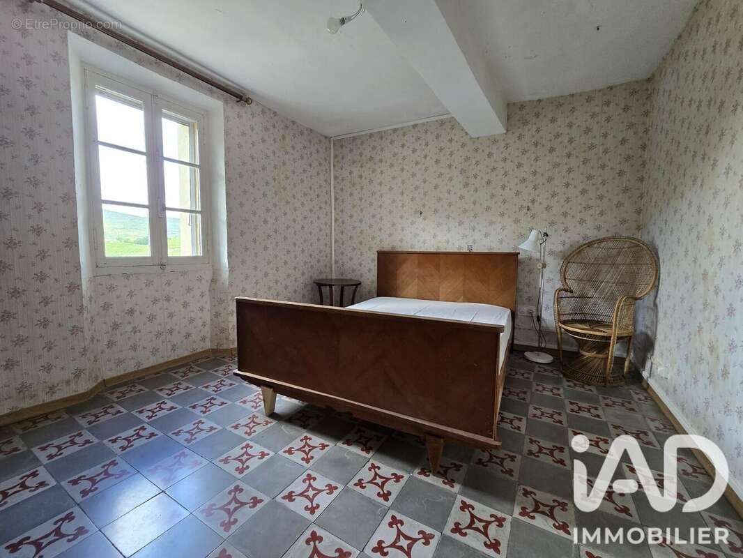 Maison 81 m² à Quintillan  - photo 8