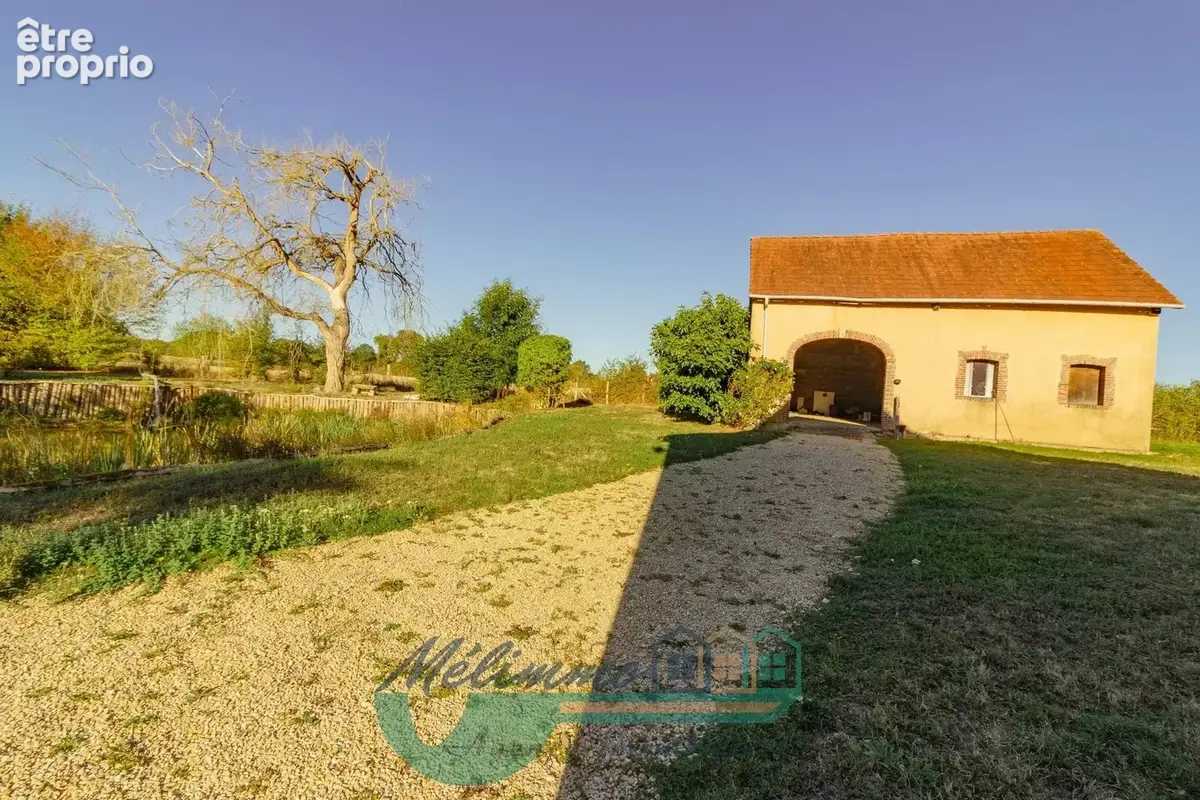 Maison 8 pièces 229 m² à vendre à Villeneuve-Les-Genets (89350) - photo 2