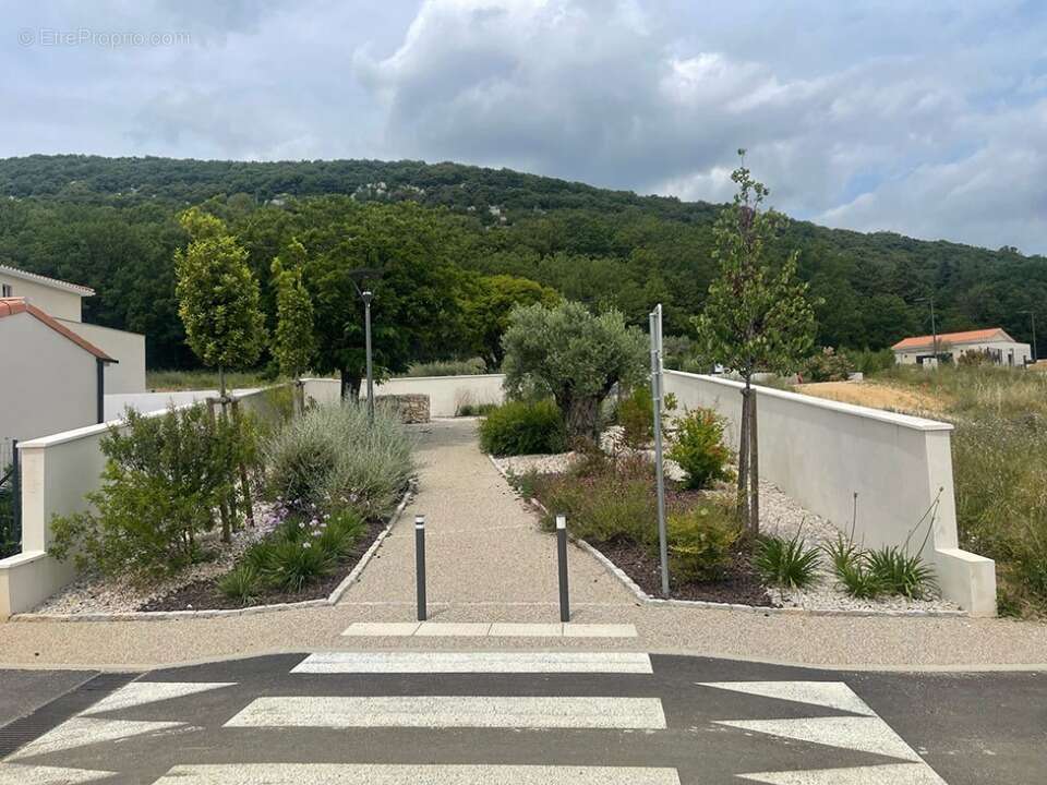 Terrain à VAILHAUQUES