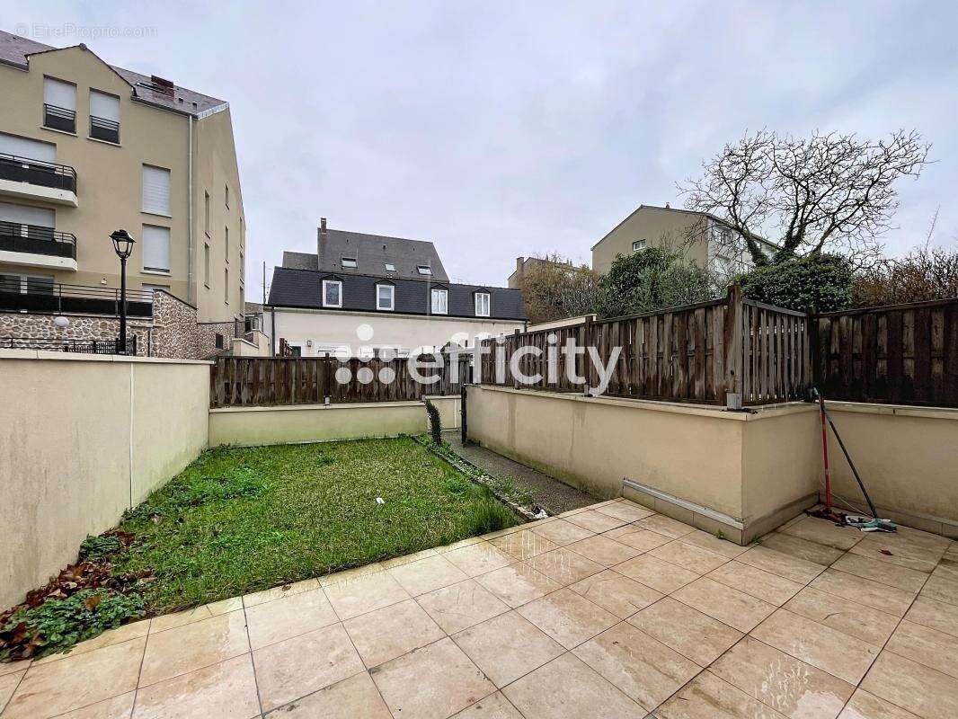 Appartement à MONTLHERY