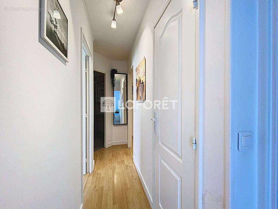 Appartement à VERNEUIL-SUR-SEINE
