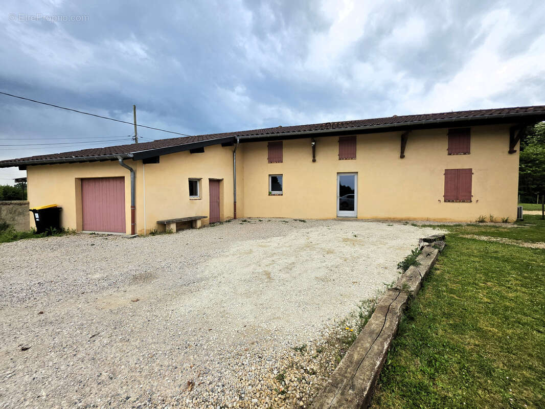Maison à VANDEINS