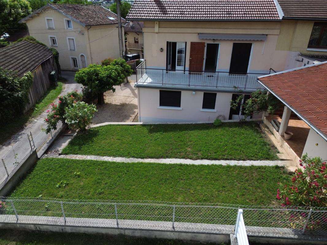 Maison à COUBLEVIE