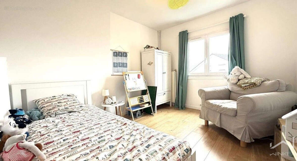 Maison à PLAISIR