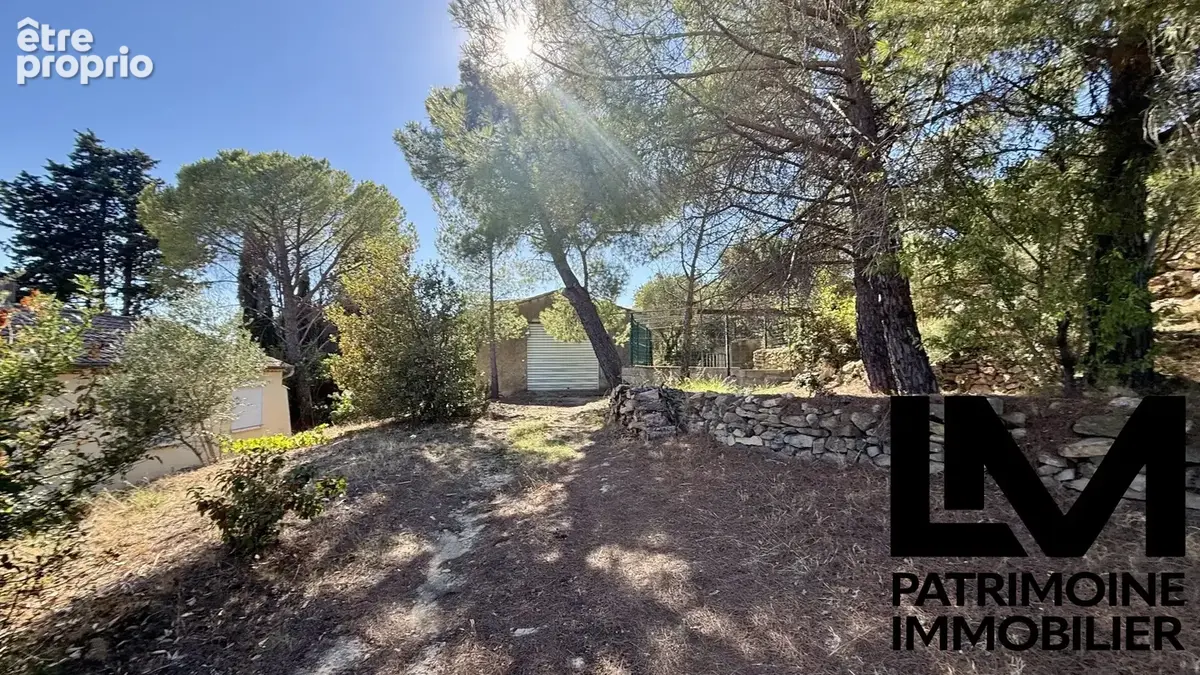 Photo Terrain à Neffies au prix de 169 500€