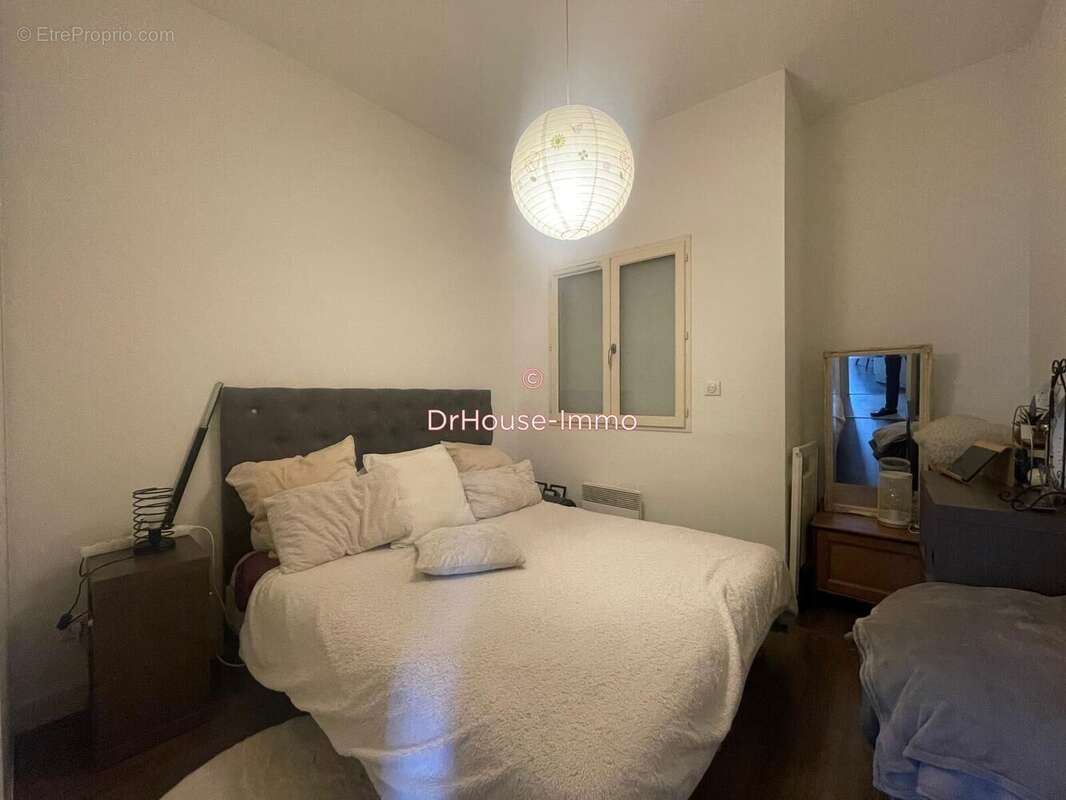 Appartement à MARSEILLE-2E