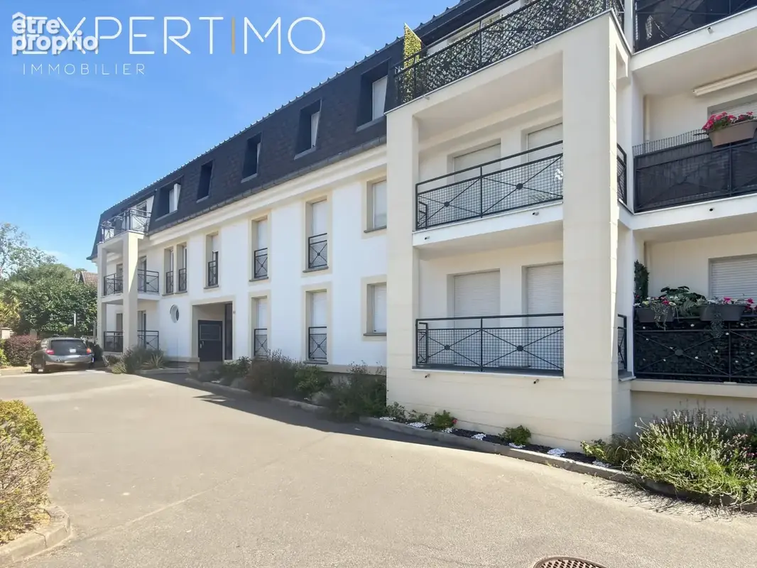 Margency. 3 pièces avec balcon   double séjour 30 m2   2? chambre possible   parking - photo 13