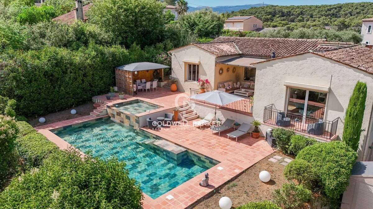 Maison à MOUGINS