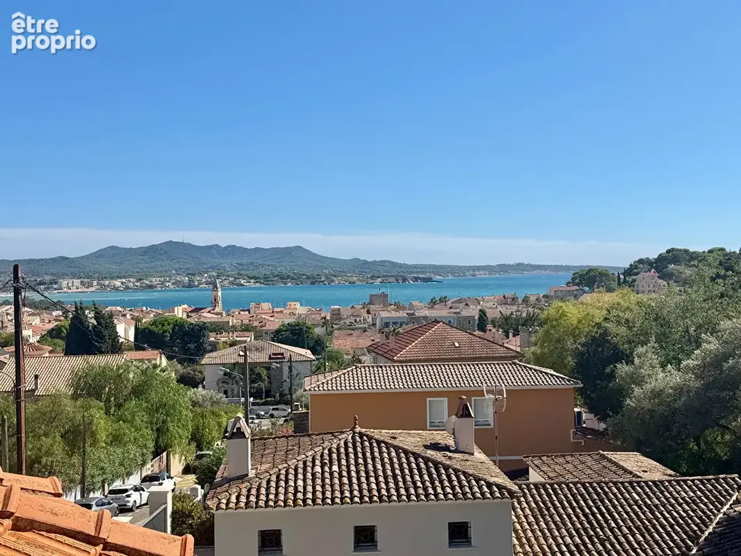 Appartement à SANARY-SUR-MER