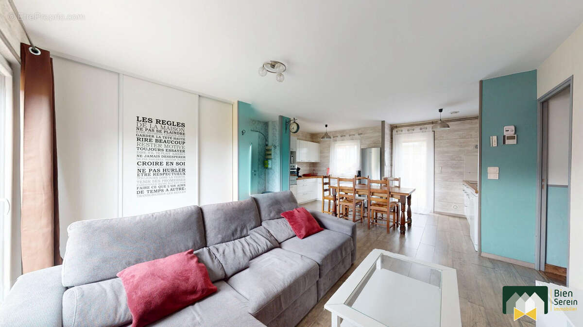 Salon 2 - Maison à CHARTRES