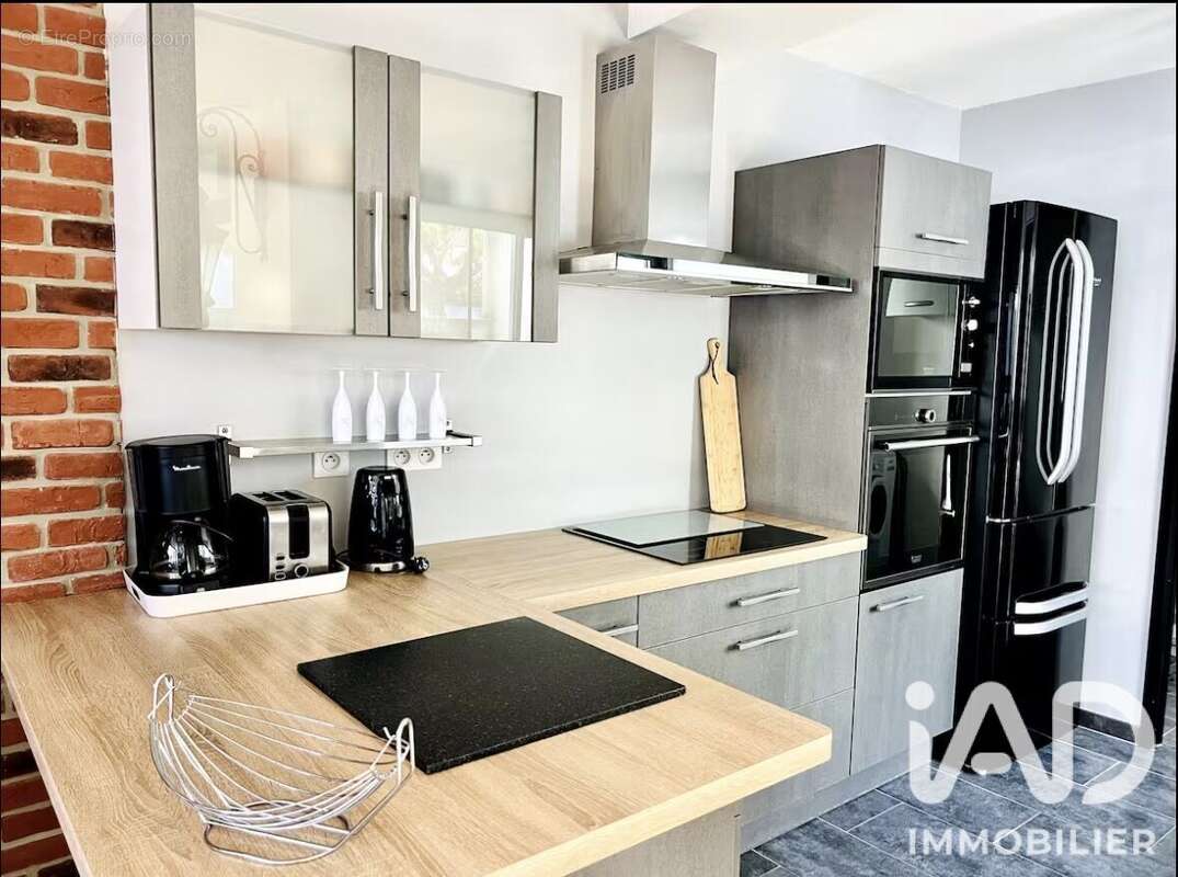 Maison 168 m² à Angoulins  - photo 4