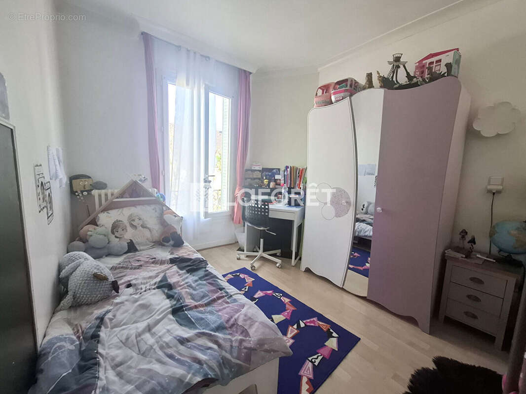 Appartement à BONDY