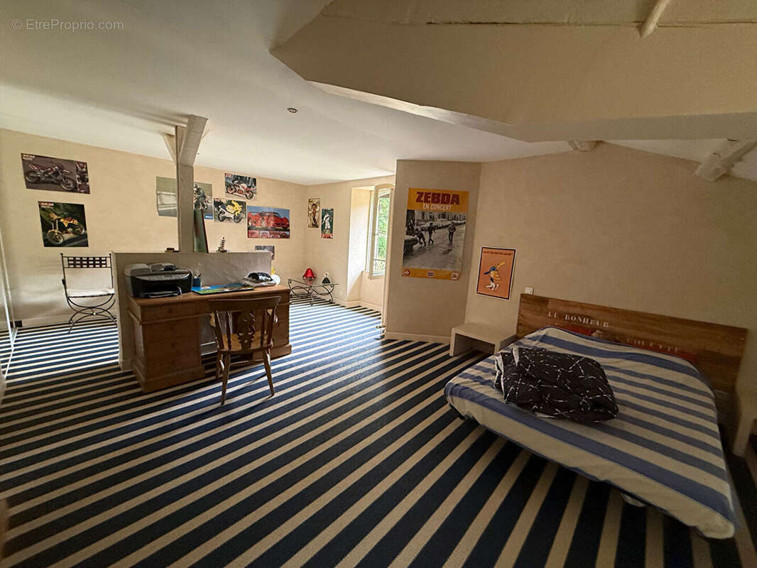 Ensemble immobilier de caractère 288 m² - photo 8