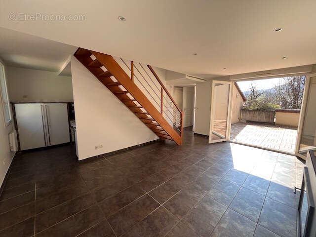 Appartement à SASSENAGE