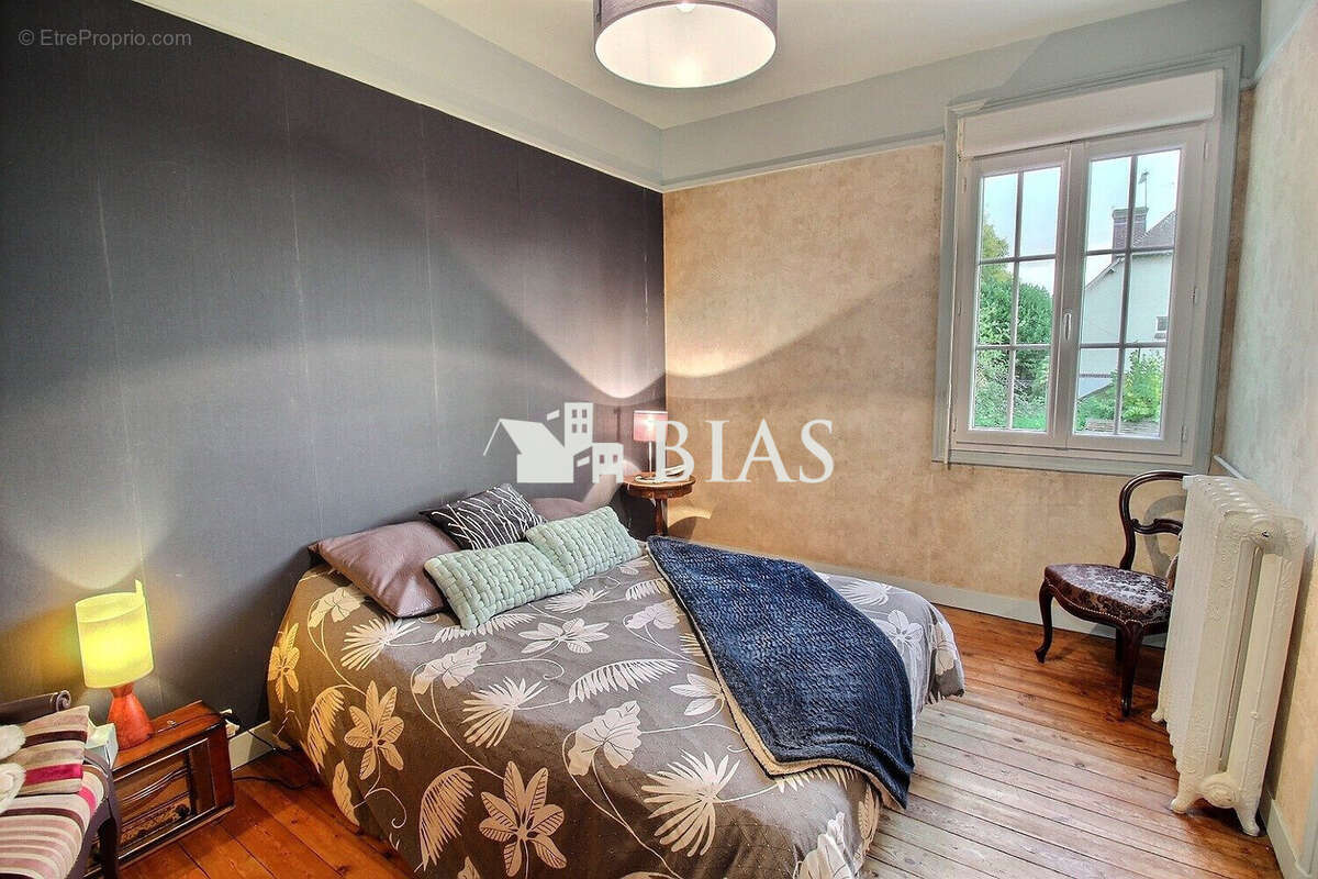 Maison à NASSANDRES