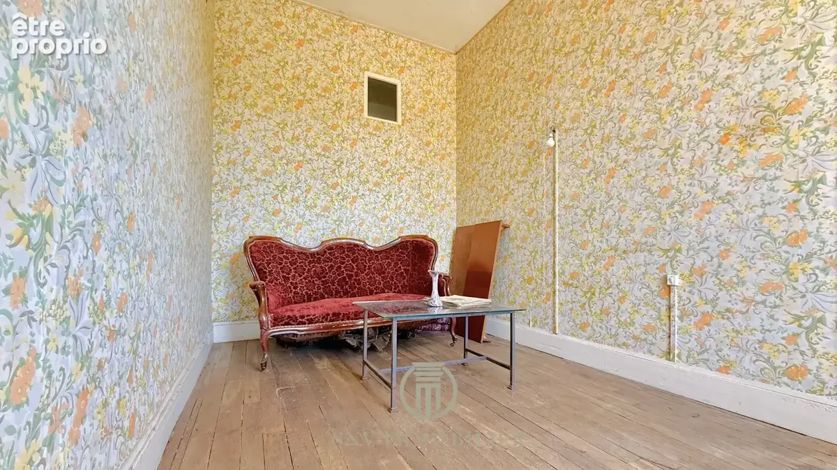 Propriété rare avec maison de maître, corps de fermé loué, tourelle et de nombreuses dépendances - photo 13