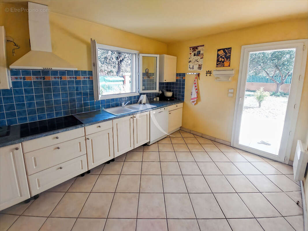 Appartement à CARQUEIRANNE