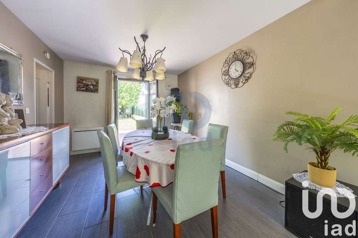 Photo 3 - Maison à TIGERY