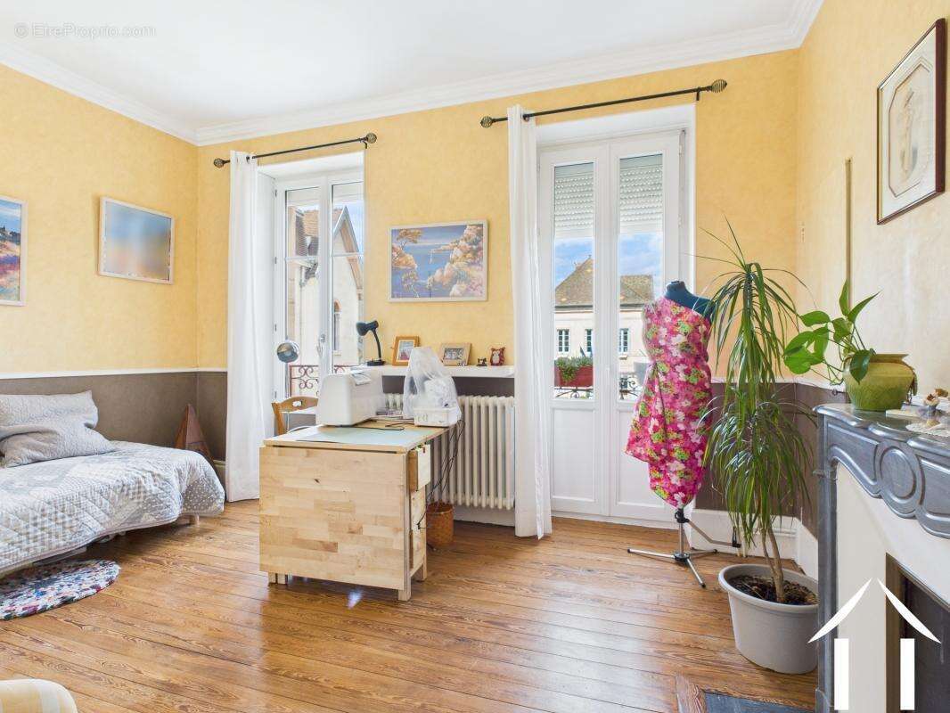 Maison à MOREY-SAINT-DENIS