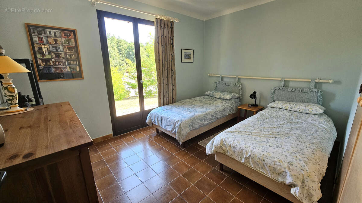 Saint-paul-en-forêt - villa de plain-pied au calme, a pied au village - photo 13