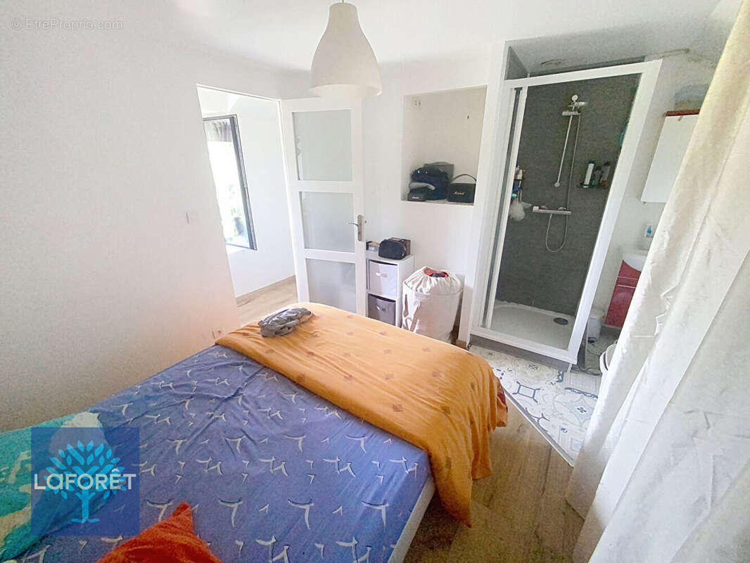 Maison à SAINT-CHRISTOPHE-DES-BOIS