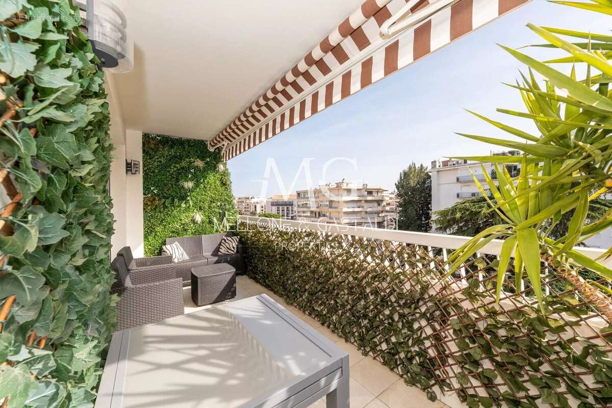 Appartement à CANNES