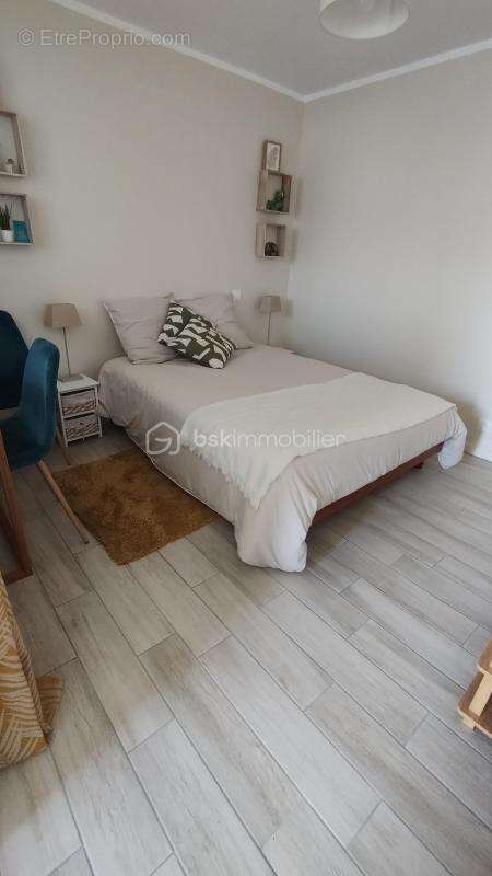 Maison à SERRES-CASTET