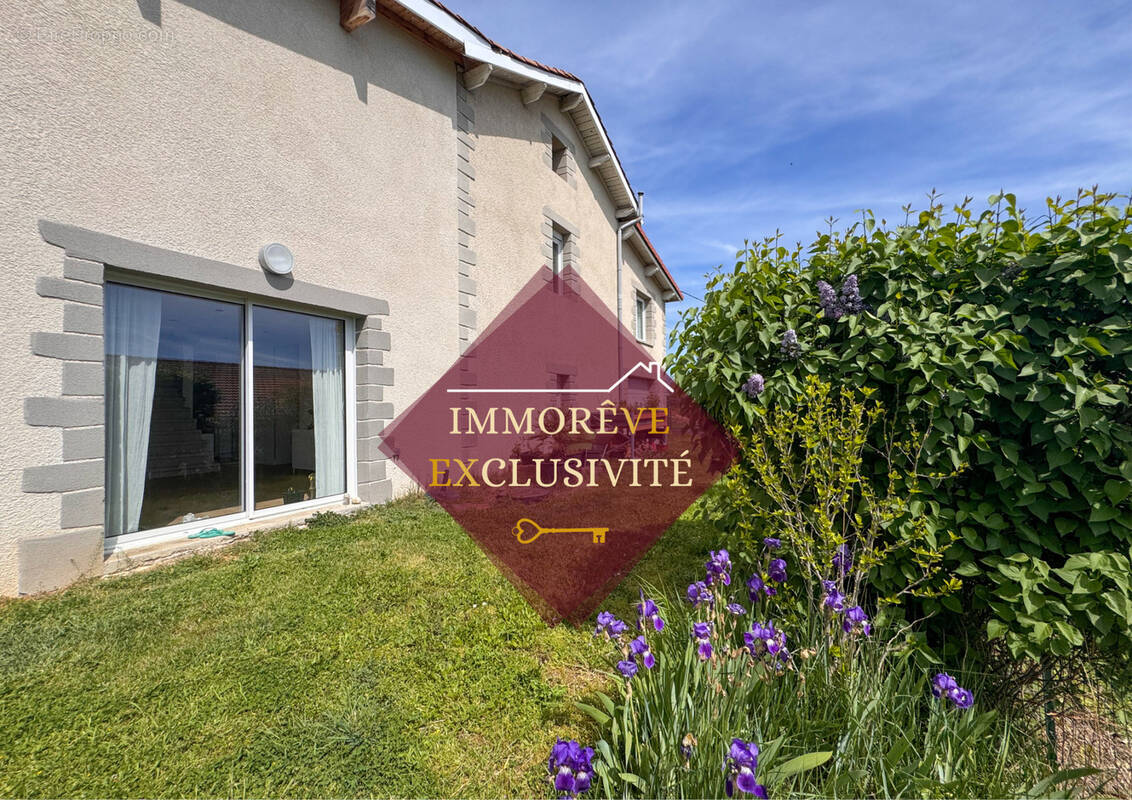 Maison à LA CHAPELLE-VILLARS