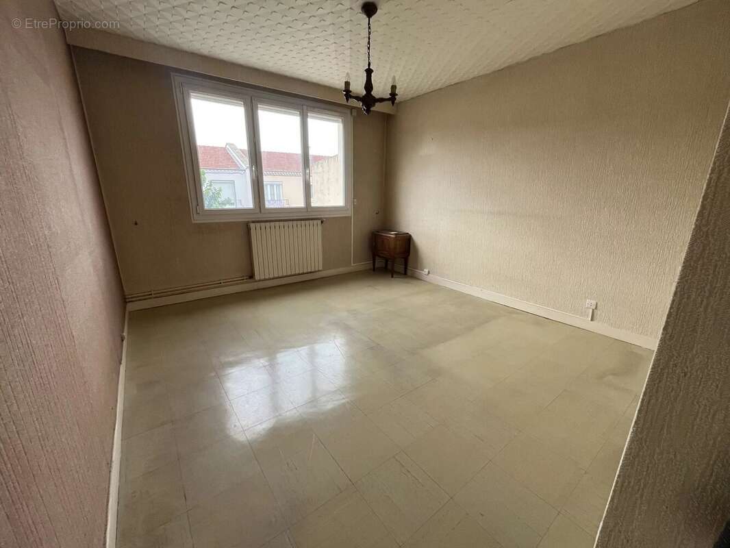 Maison 4 pièces avec jardin, garage et véranda. - photo 10