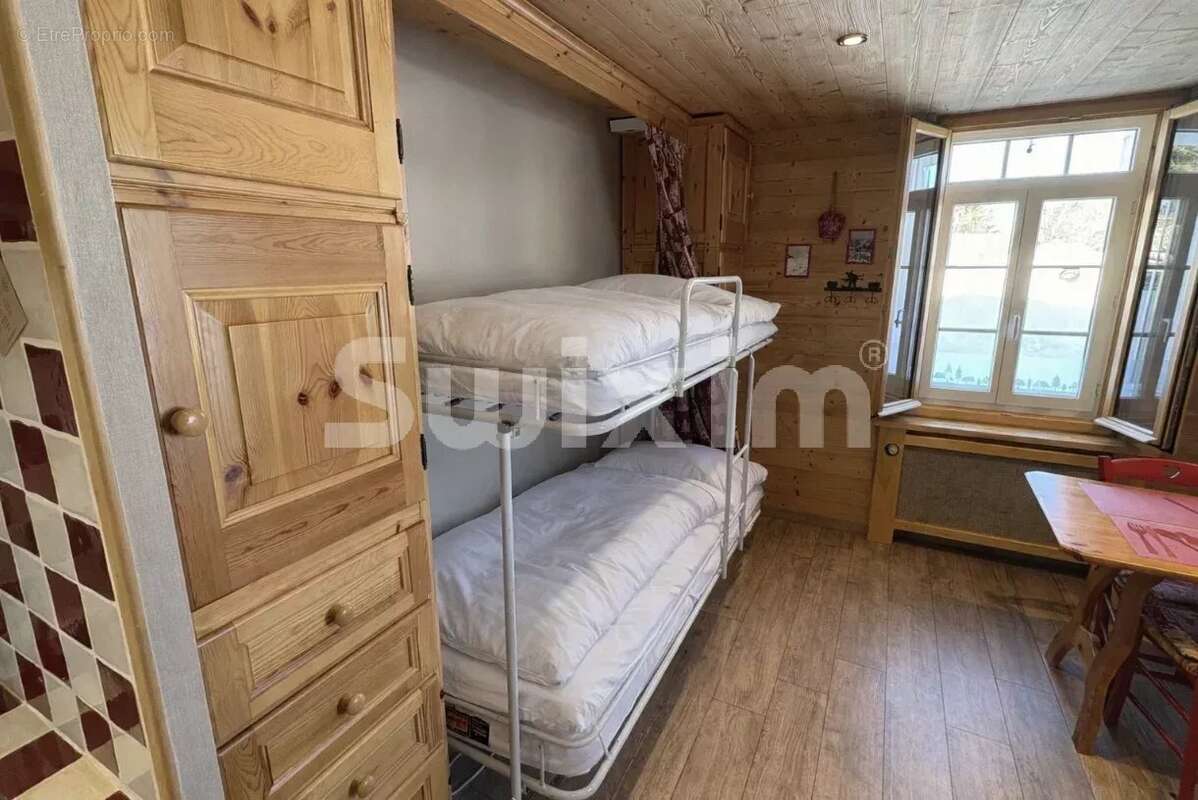 Appartement à PUGNY-CHATENOD