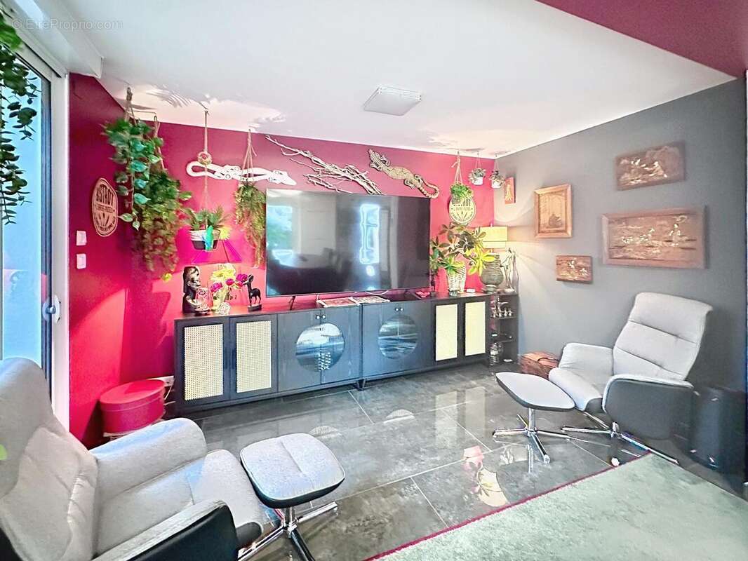 Photo 6 - Maison à CHATEAU-ARNOUX-SAINT-AUBAN