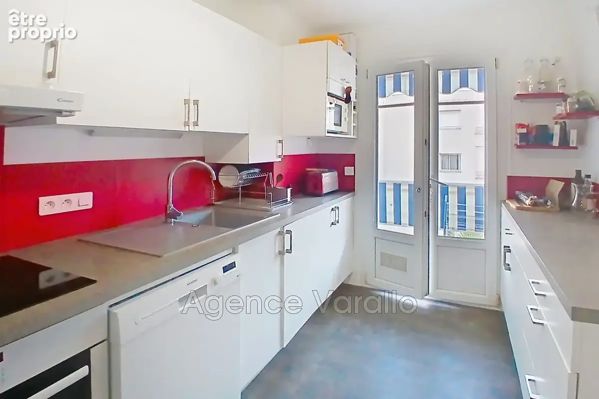 Appartement 2 pièces 45 m² à vendre à Antibes (06600) - photo 3