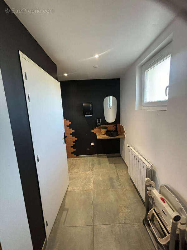 Commerce à PLOUAGAT