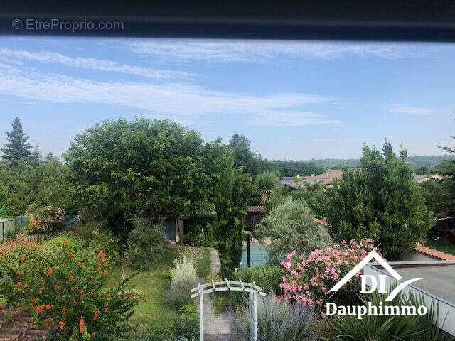 Maison à ROMANS-SUR-ISERE