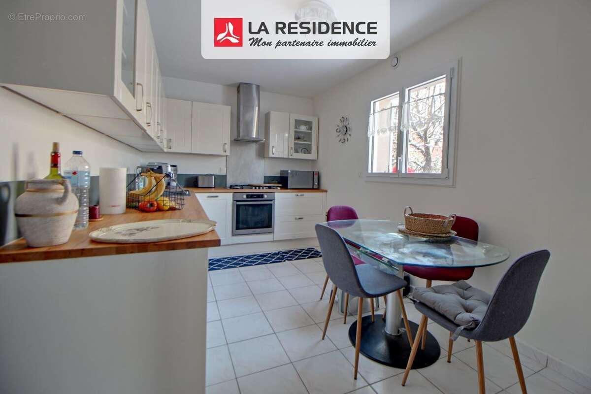 Maison à VERNEUIL-SUR-SEINE