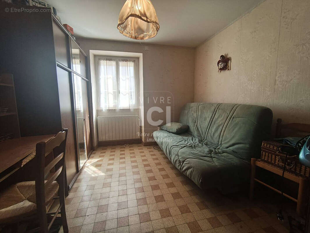 Maison à SAINT-MATHURIN-SUR-LOIRE