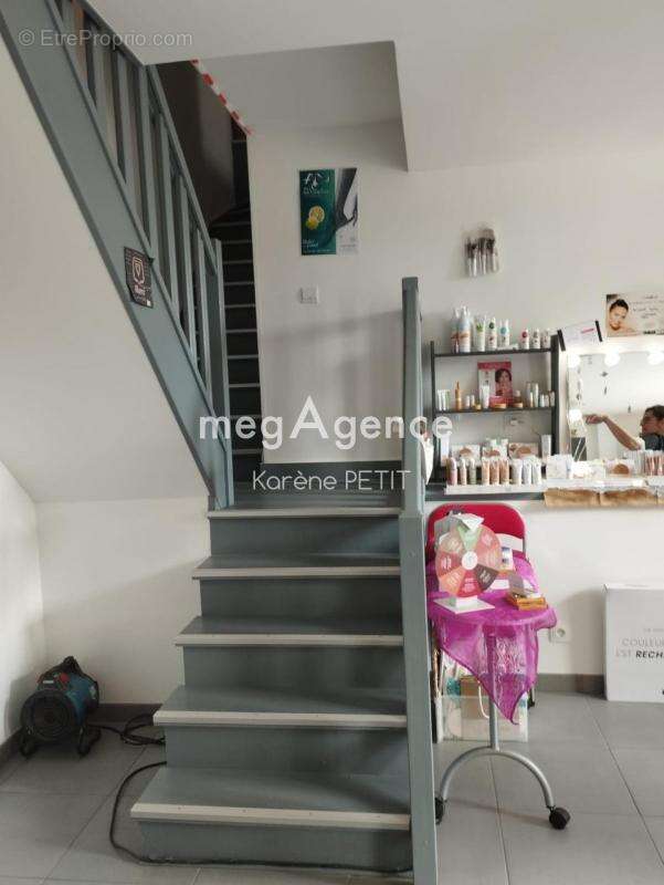 Appartement à AUNEUIL