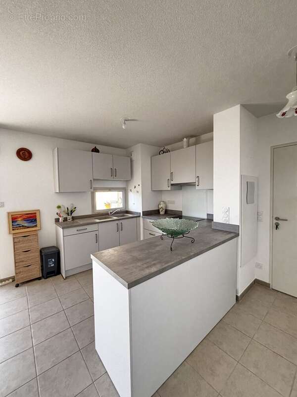 Appartement à LE MUY