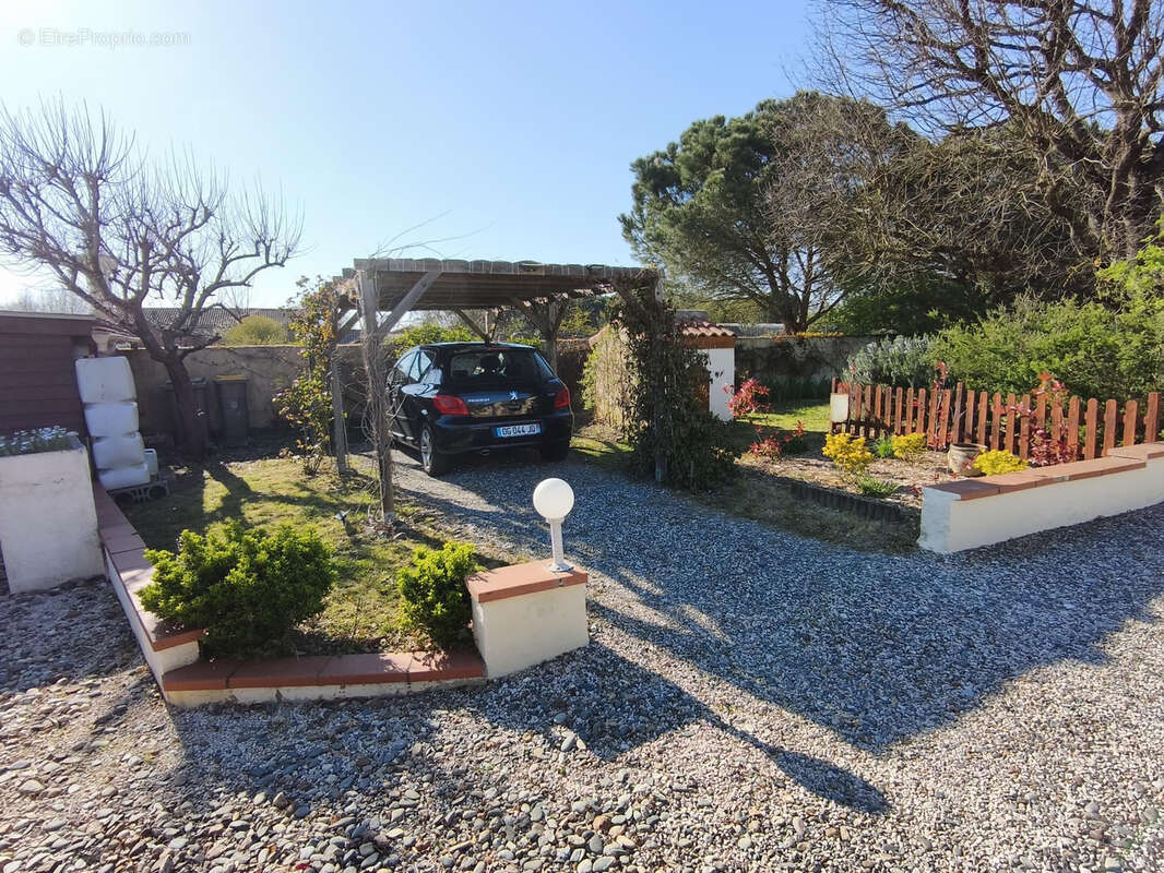 Maison à FONTENILLES